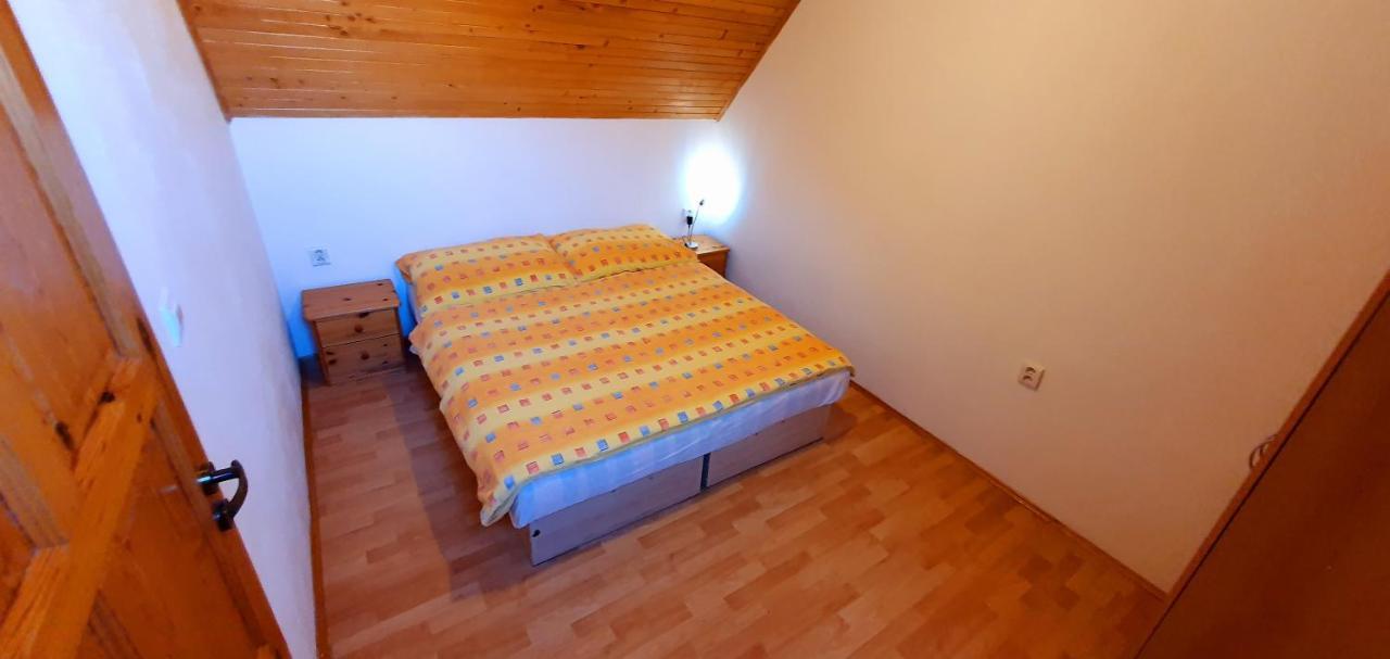 Vilka Cibulka A Chata Cesnacik Ižipovce Esterno foto